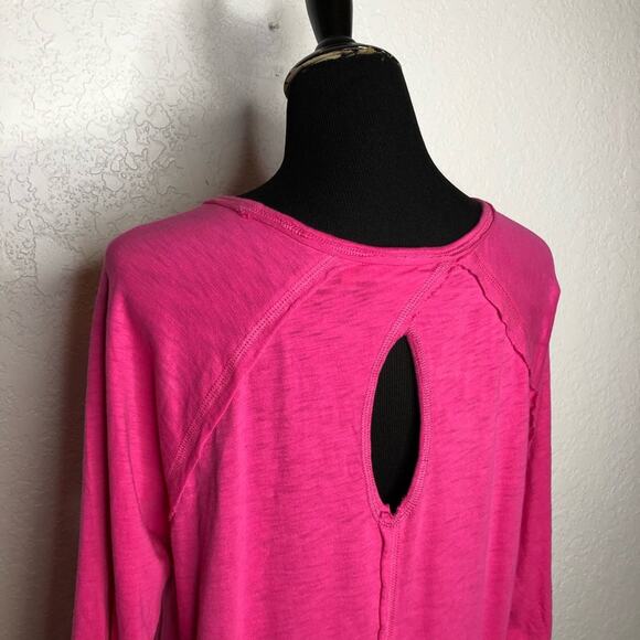 Soft Surroundings bright pink keyhole back v neck top size Petite Extra Large XL - Picture 8 of 13